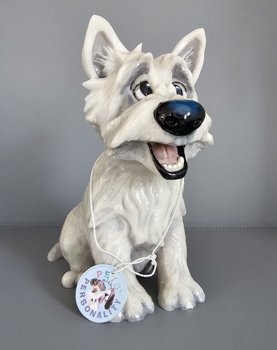 Arora pets with - arora, personality
